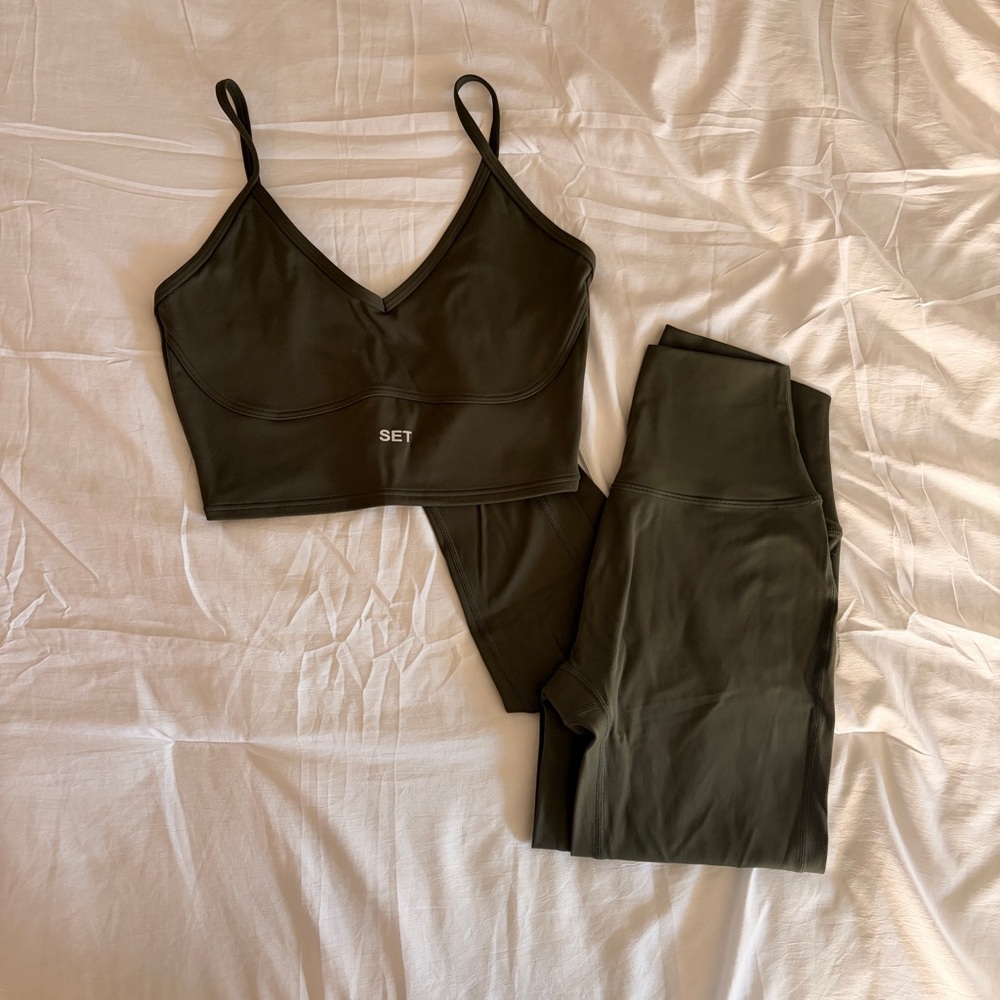 SET Active Olive Green Leggings & Crop Top Set